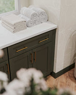 Shaker Aberdeen Green Kitchen Cabinets Pre-Assembled - Shaker Aberdeen Green Cabinets Pre-Assembled