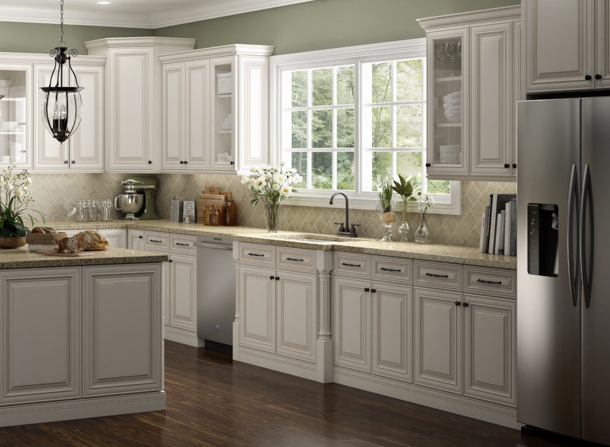 Casselberry Antique White Kitchen Cabinets - Casselberry Antique White Kitchen Cabinets