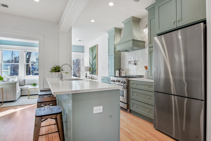 Kitchen Colors: What’s Trending for 2022