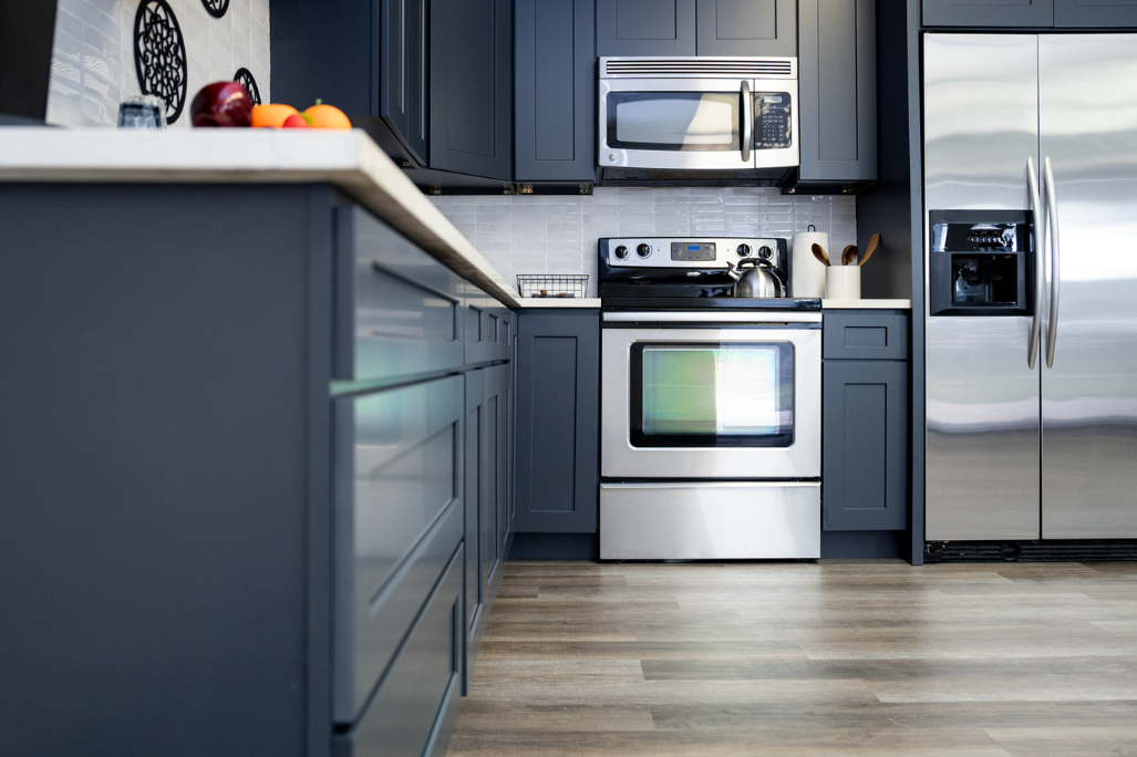 Laurel Sterling Shaker Cabinets